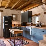 Casa rural La Cour Du Liege-charming Renovated Country Estate *