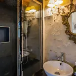 La Cour Du Liege-charming Renovated Country Estate Clefs