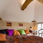Casa rural La Cour Du Liege-charming Renovated Country Estate
