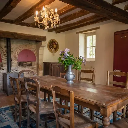 La Cour Du Liege-charming Renovated Country Estate Casa de Campo *