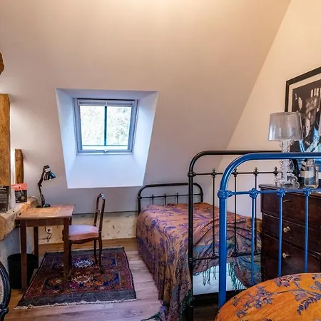 La Cour Du Liege-charming Renovated Country Estate Casa de Campo Clefs