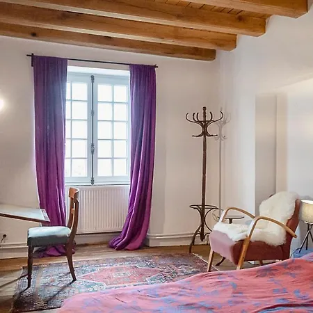 La Cour Du Liege-charming Renovated Country Estate Clefs