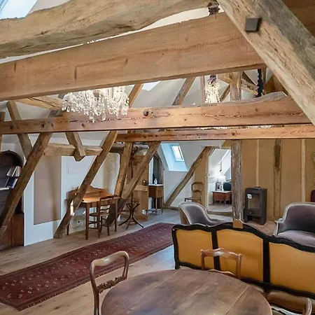La Cour Du Liege-charming Renovated Country Estate Летний дом *
