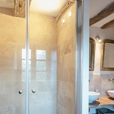 La Cour Du Liege-charming Renovated Country Estate Casa de Campo *